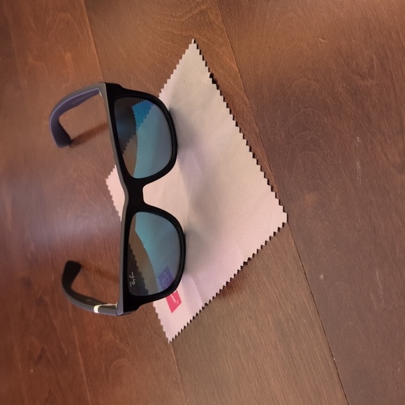 Ray-Ban Justin Color Mix Sunglasses - Picture 8 of 8